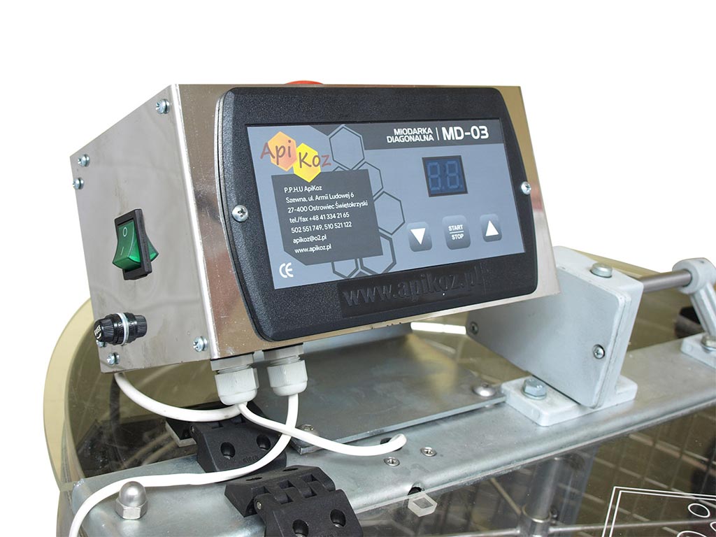 Medomet 4 rámikový el. 12/220V + ručný APIKOZ