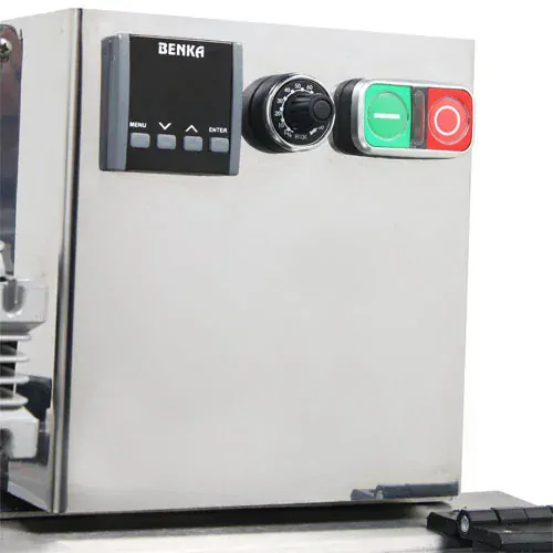 Pastovacie zariadenie na 100kg medu automat