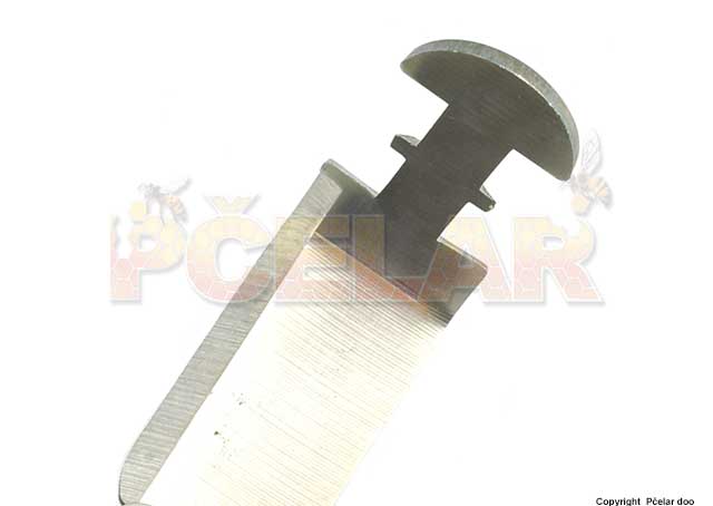 Čistič- škrabka na rámiky